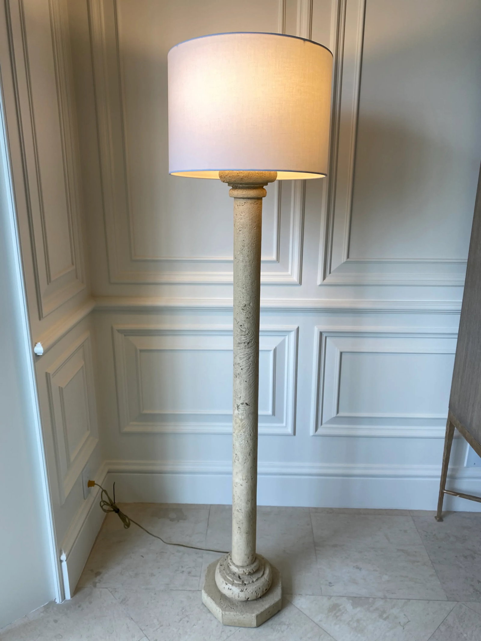 Vintage 1970's Fossilized Coquina Coralstone Floor Lamp - 2