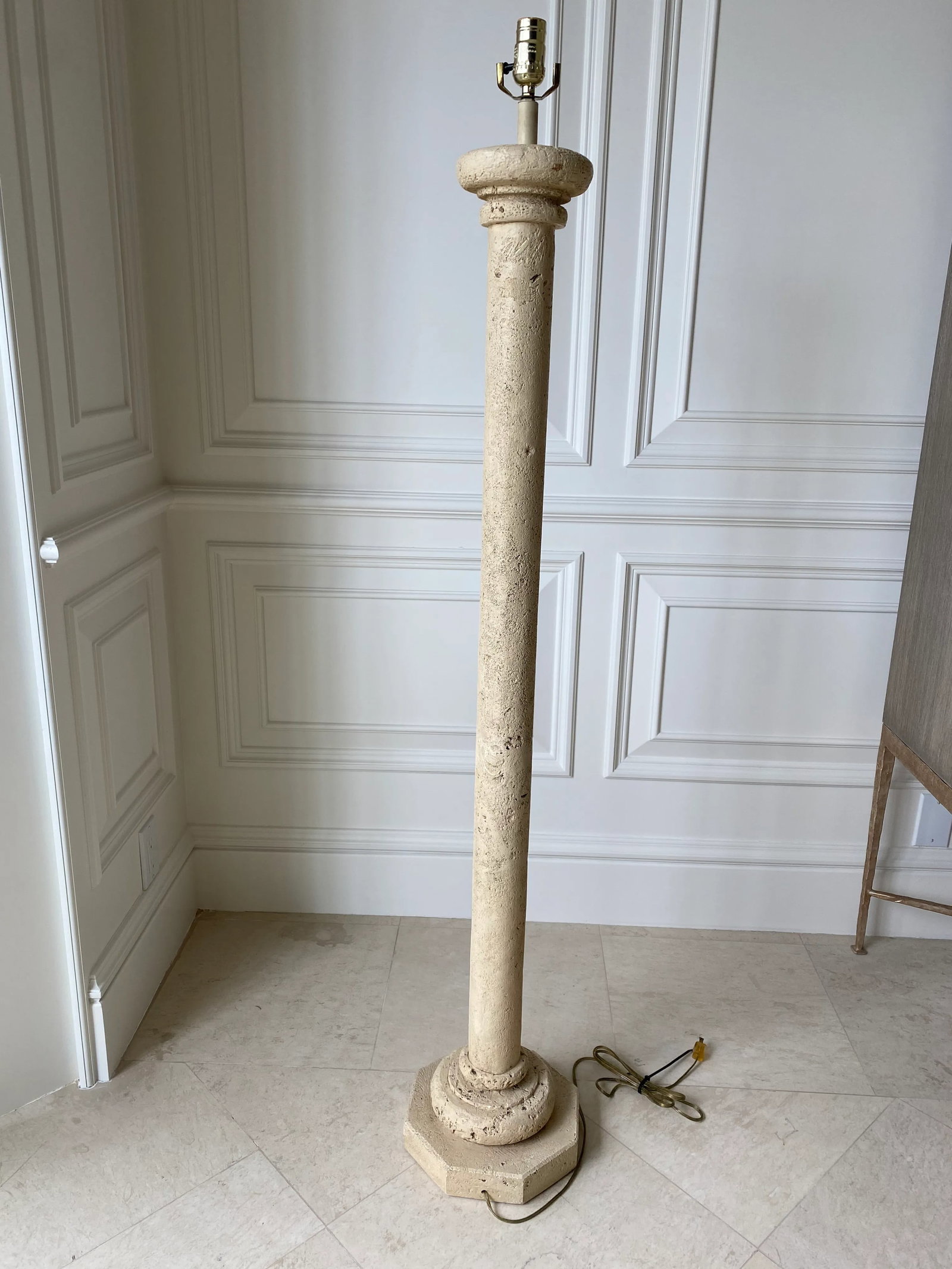 Vintage 1970's Fossilized Coquina Coralstone Floor Lamp - 3