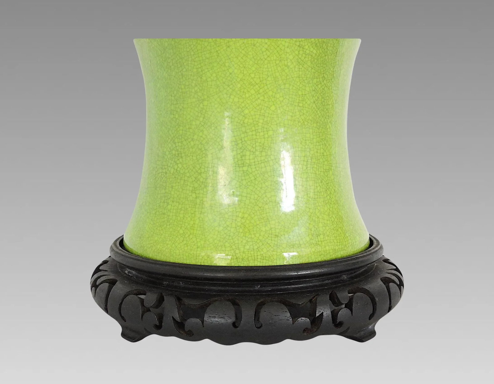 Large Early Mid Century Apple Green 'Meiping' Monochrome Chinese Vase & Carved Wood Stand - 10