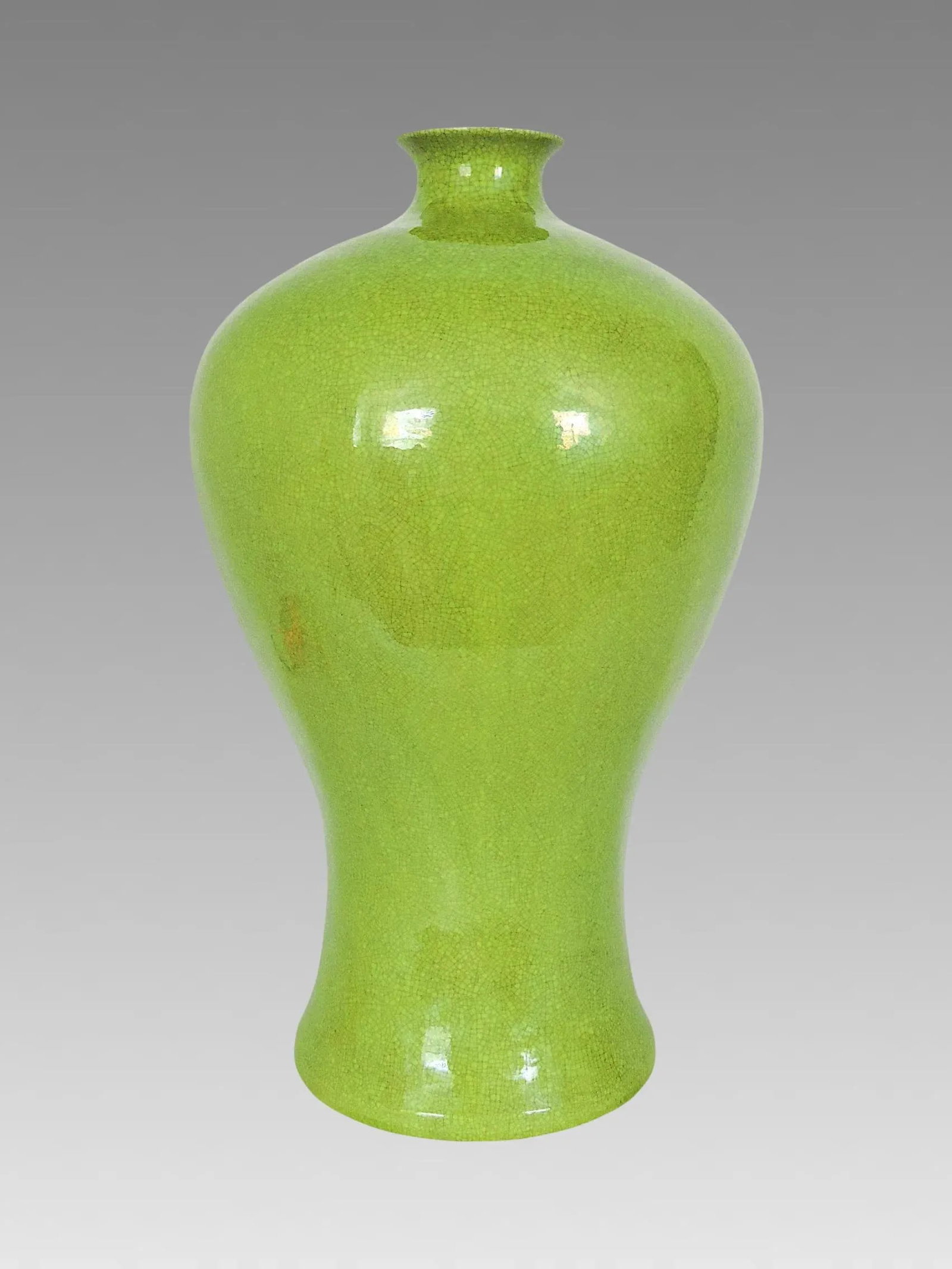Large Early Mid Century Apple Green 'Meiping' Monochrome Chinese Vase & Carved Wood Stand - 4