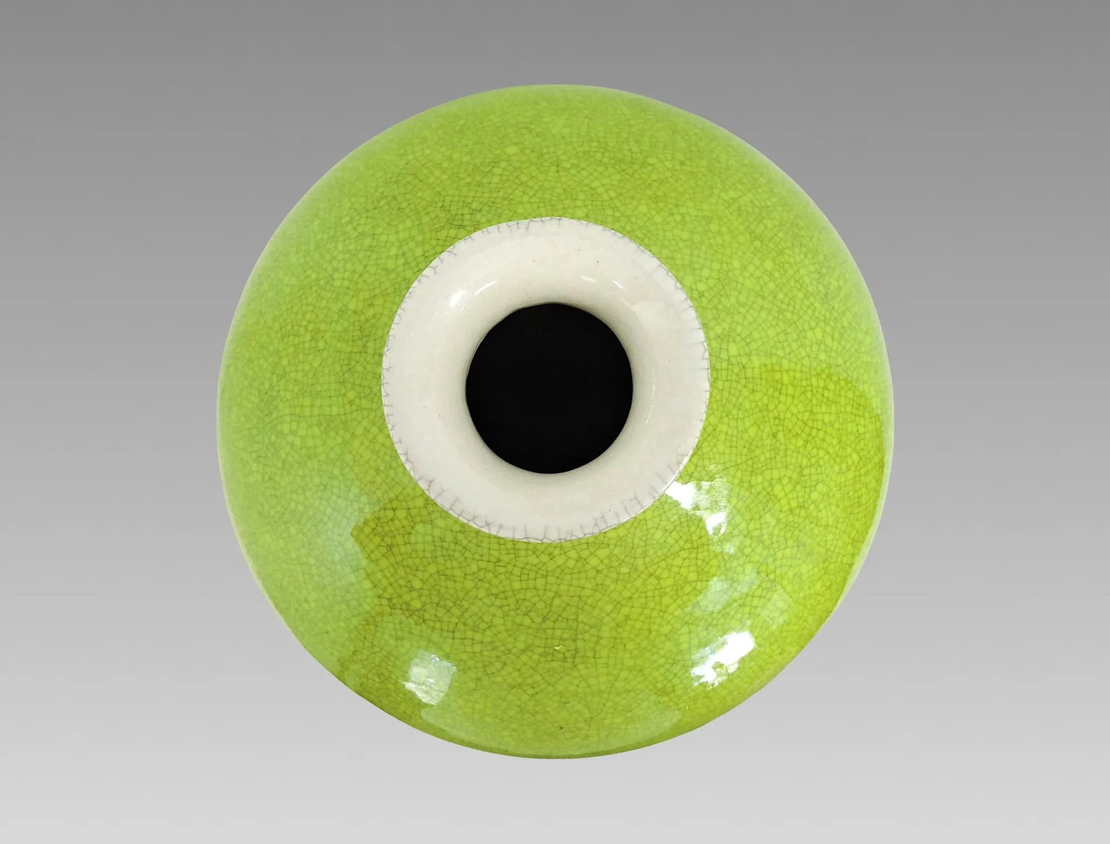 Large Early Mid Century Apple Green 'Meiping' Monochrome Chinese Vase & Carved Wood Stand - 6