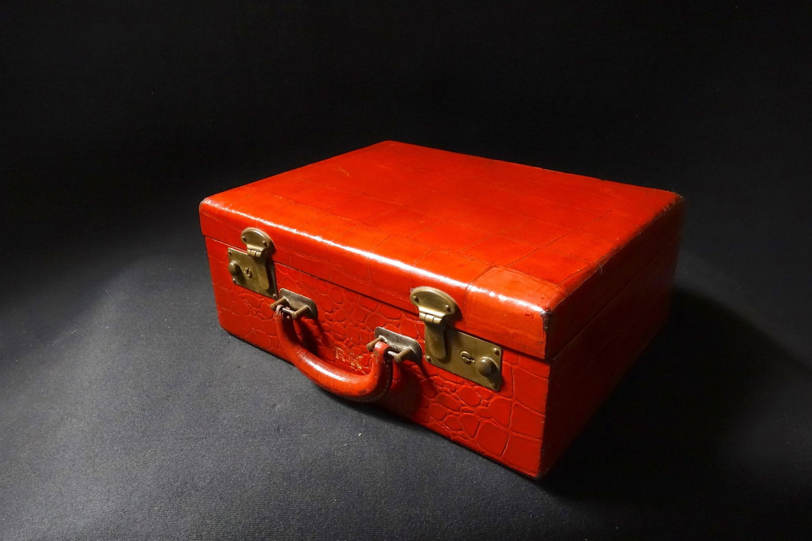Red Croc Embossed Vintage Leather Decor Case - 3