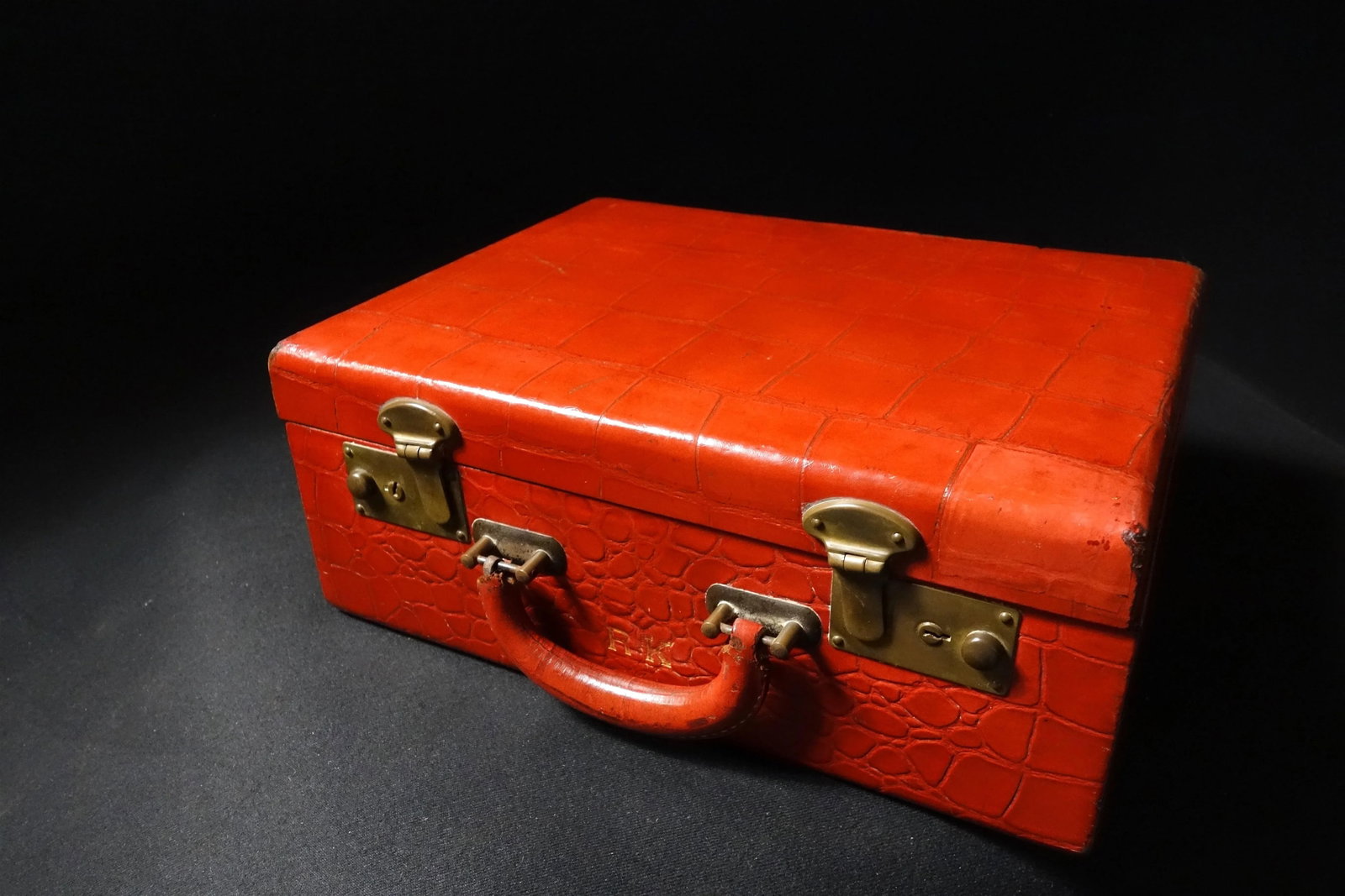 Red Croc Embossed Vintage Leather Decor Case - 9