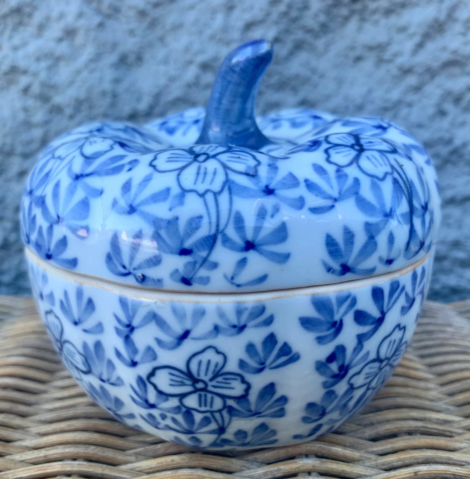 Vintage Norwegian Blue and White Floral Ceramic Pumpkin Jar - 8