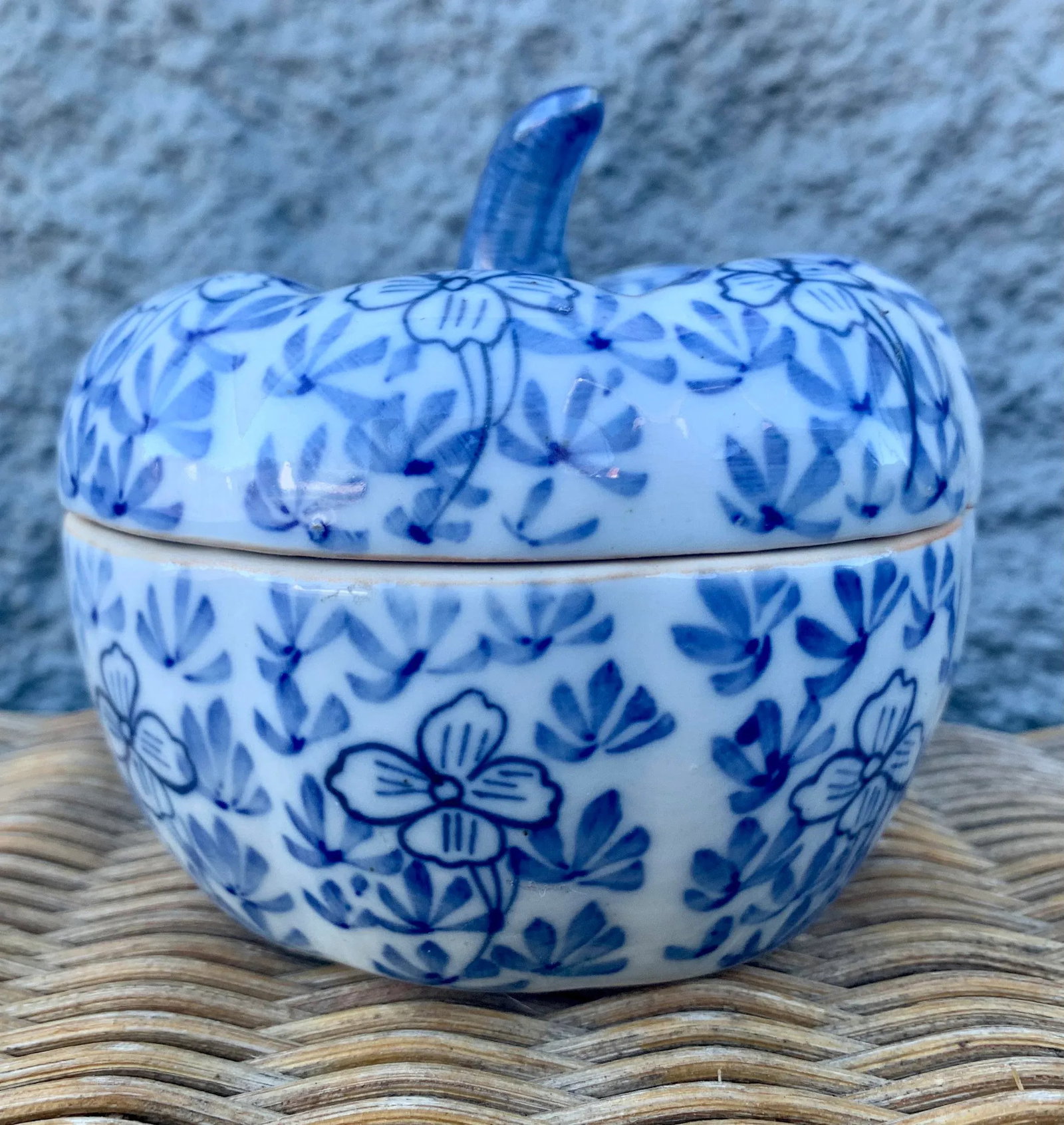 Vintage Norwegian Blue and White Floral Ceramic Pumpkin Jar - 9