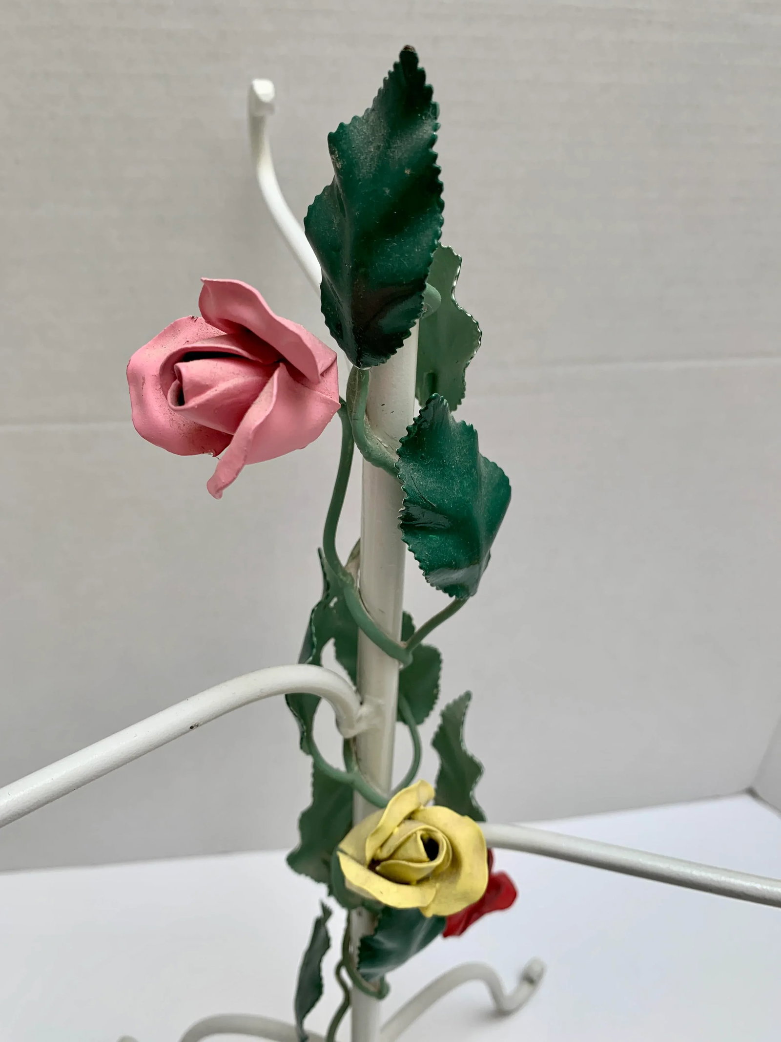Vintage Midcentury Metal Rose Hand Towel or Jewelry Hanger - 8