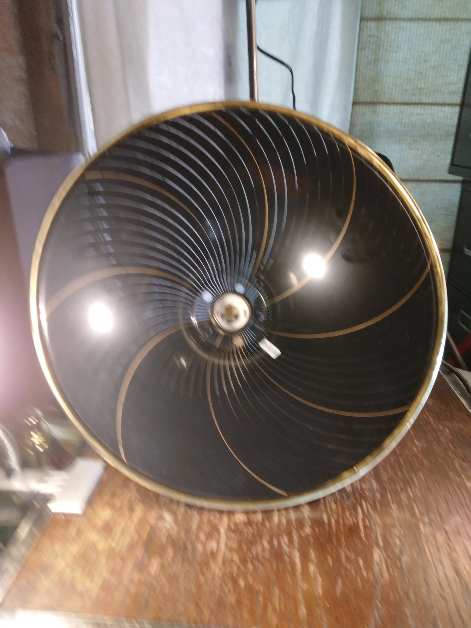 1970s Modern Acrylic Pendant Lamp - 4
