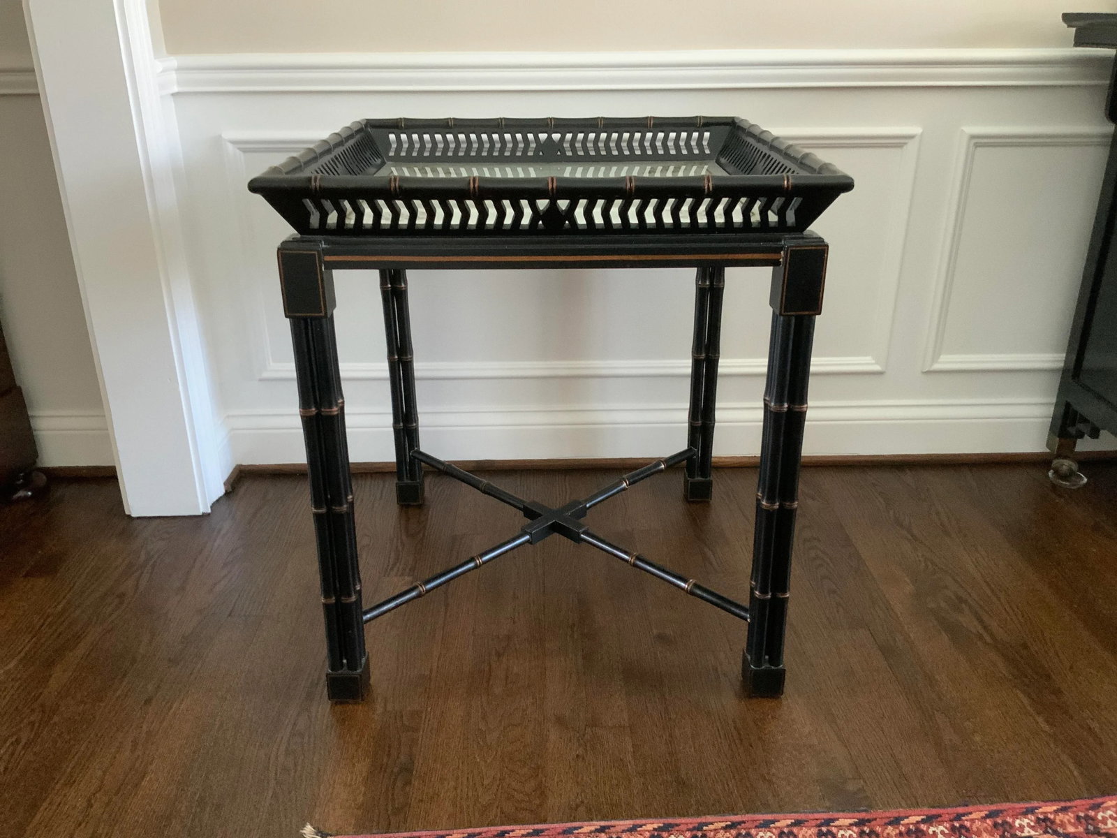 1970s Chinoiserie Faux Bamboo Tea Table / Occasional Table - 2