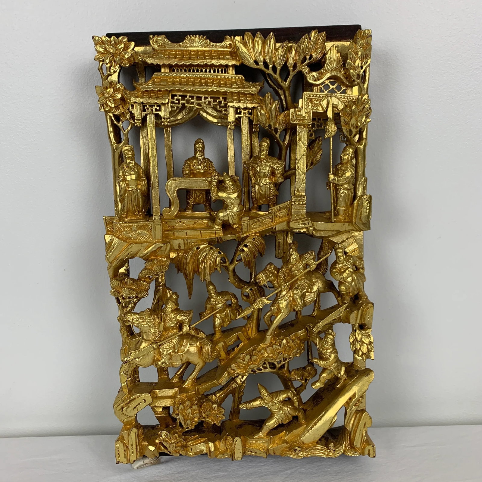 Antique Large Chinese Carved Git Wood Court Scene - 6