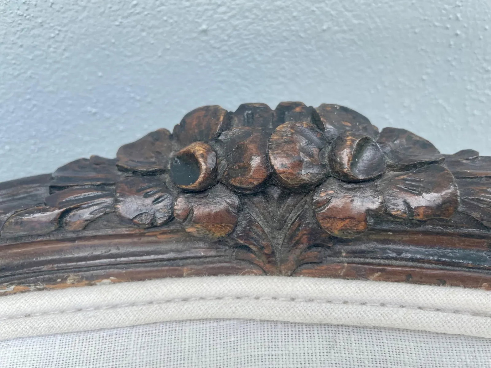 French Louis XV Period Carved Bergere Cabriolet, Paris Circa 1760 - 8