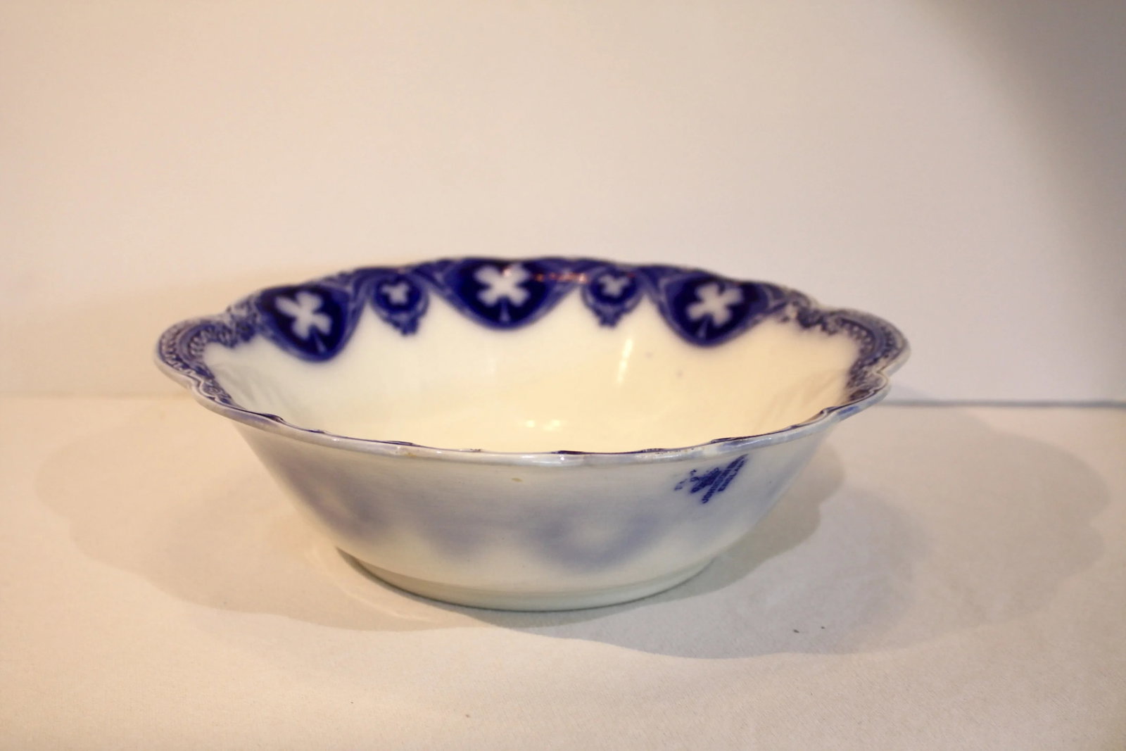 Antique English Savoy Serving Bowl - 5