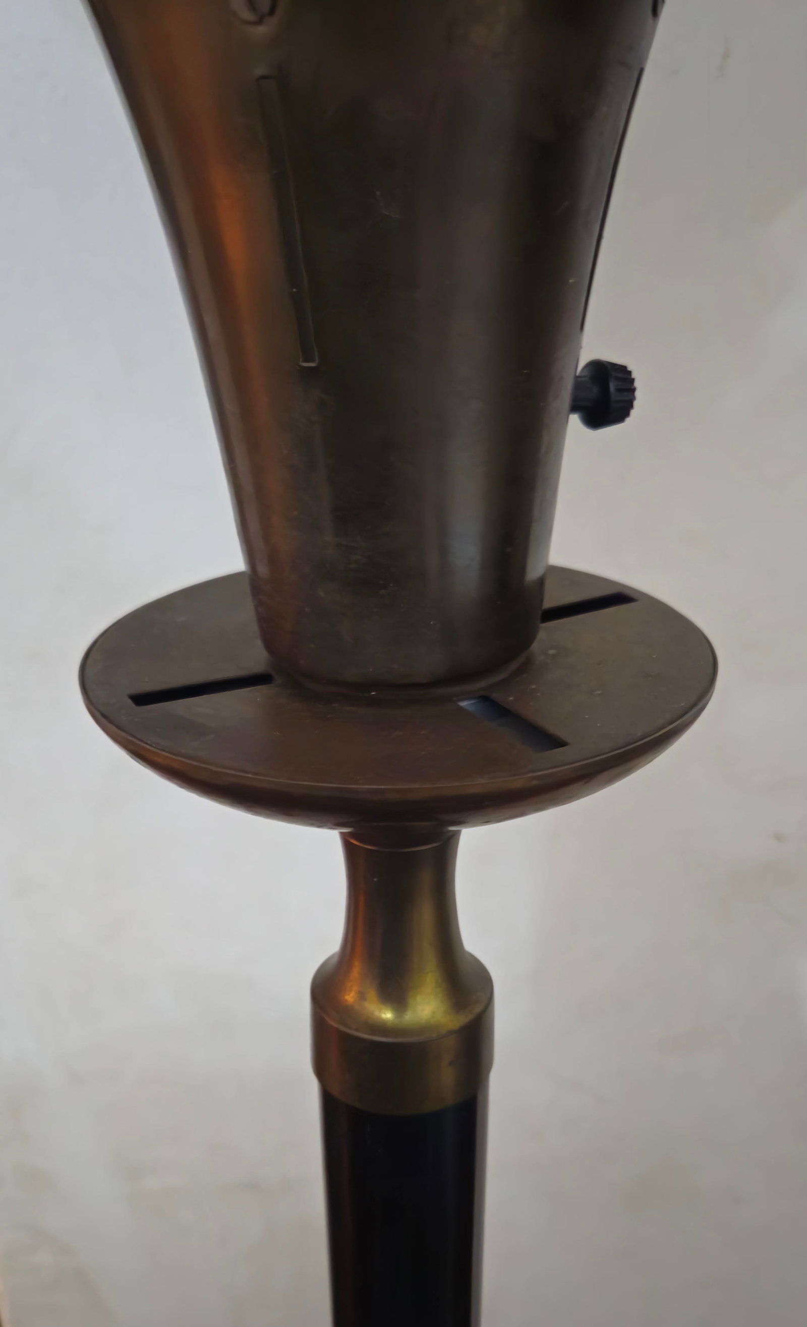1930s Art Deco Torchiere Brass Trumpet Shade Floor Lamp - 7