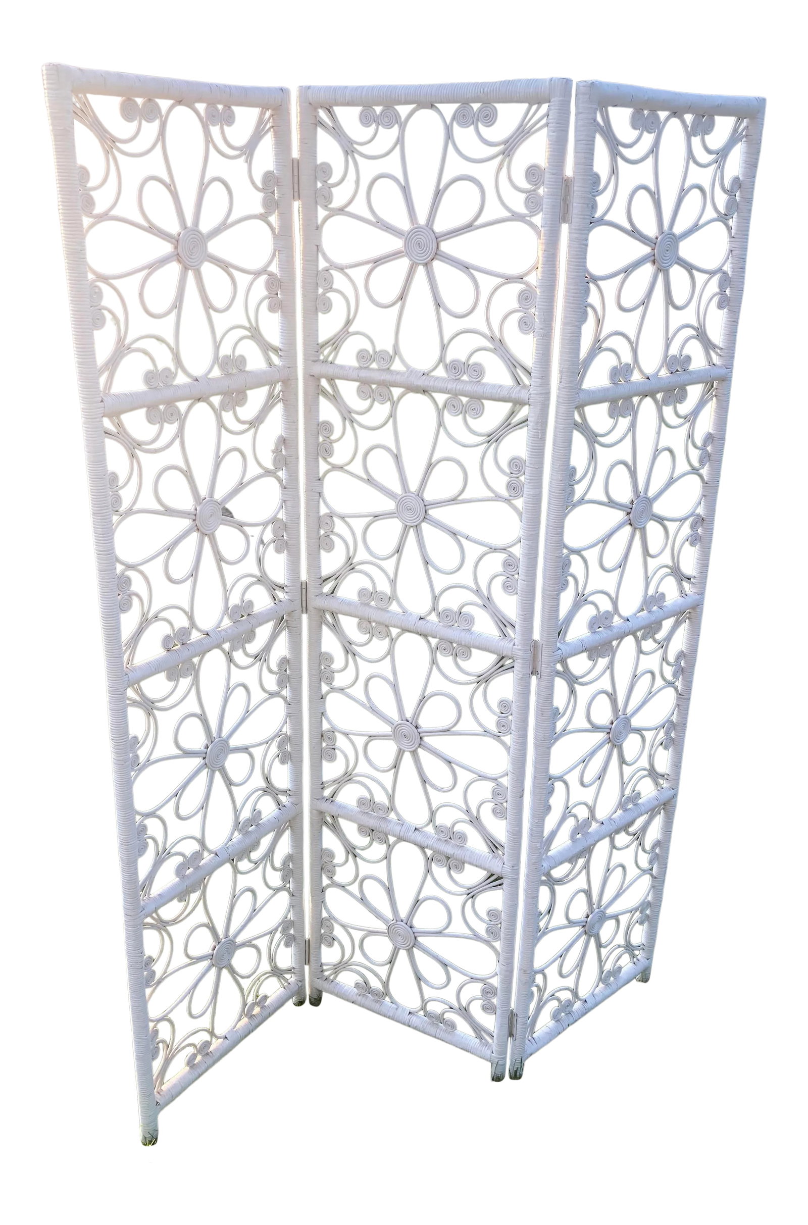 Mid Century Modern Boho Chic Flower Power Curl White Wicker 3 Panel Folding Room Divider Screen: Own this unique Mid Century Modern bamboo screen that is the only one that I could find. Each panel measures 18" wide by 72" tall for a total of 54" wide. Condition: Alterations: Original Condition Un