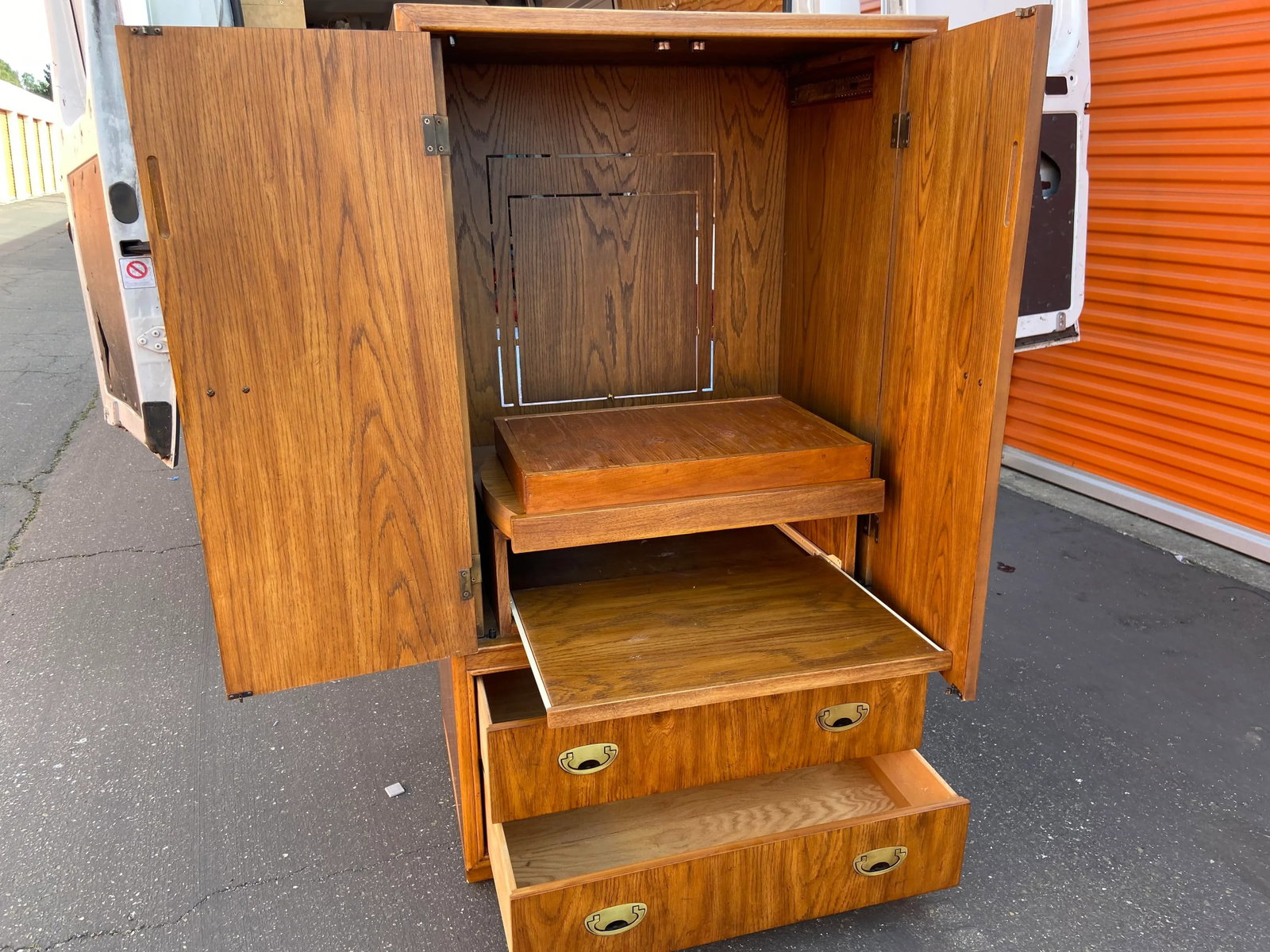 1990s Vintage Drexel Heritage Collection Entertainment Armoire - 6