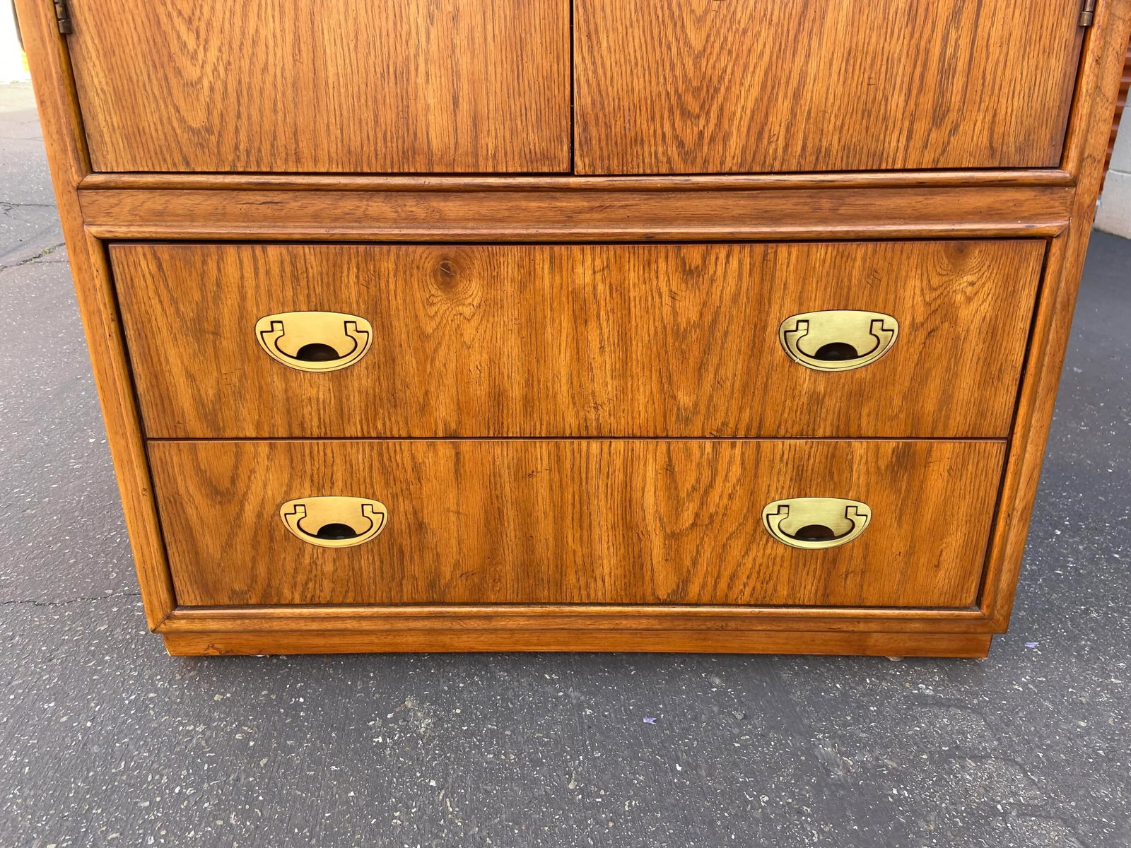 1990s Vintage Drexel Heritage Collection Entertainment Armoire - 9