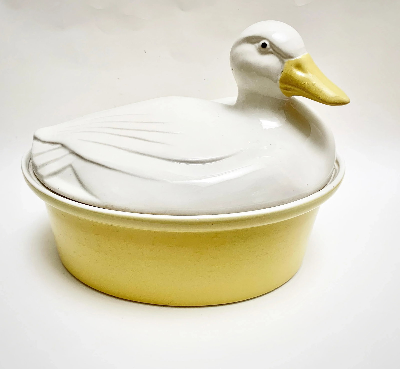 Vintage Ceramic Swan Casserole & Serving Pot - 11