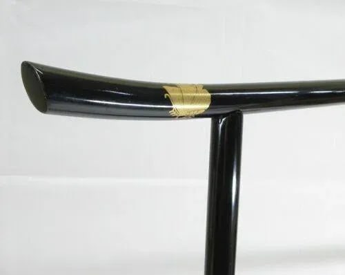Early 20th Century Meiji Japanese Towel Rack Child's Kimono Lacquer Wood Black Gold Family Crest Dis - 9