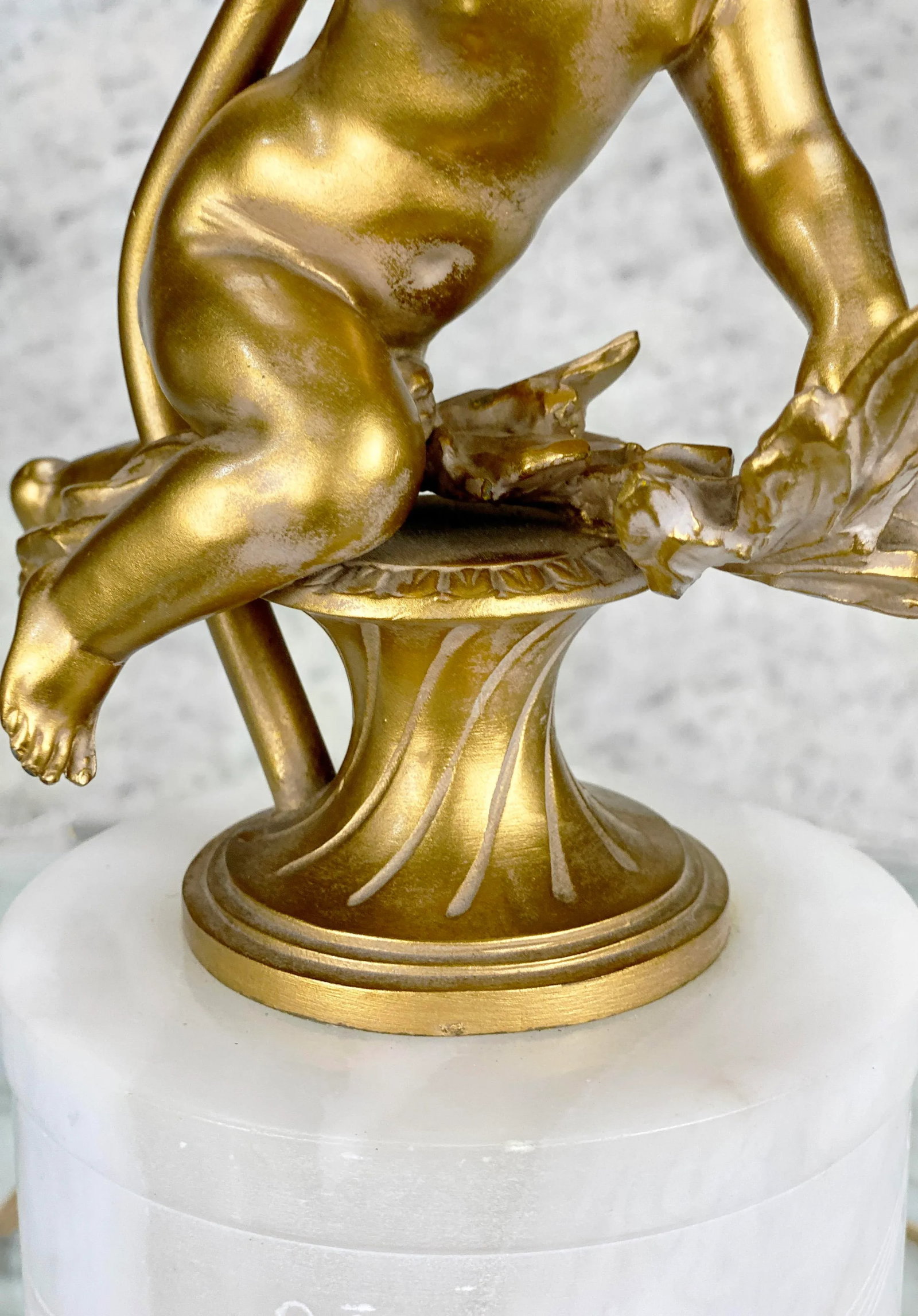 Vintage Italian Rococo Gold Gilded Cherub Onyx Table Lamp - 6
