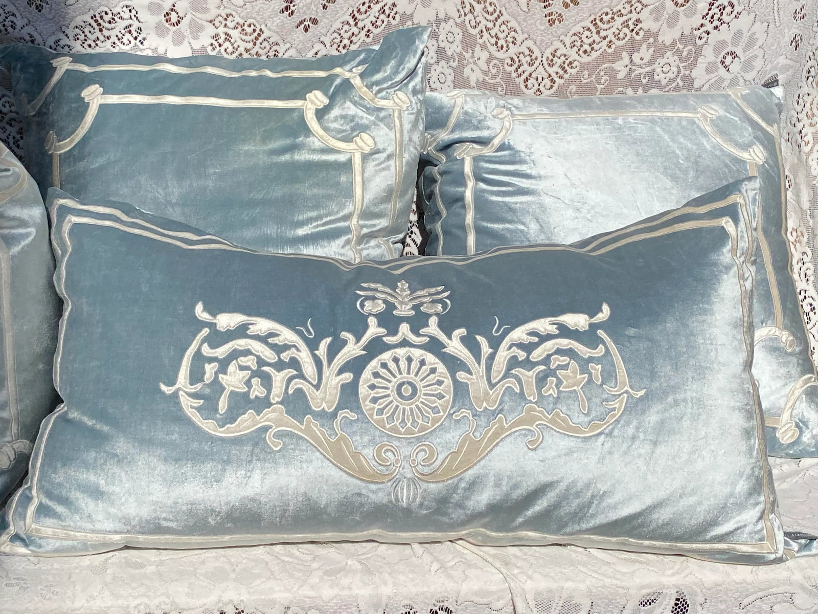Lili Alessandra Set of 6 Bed Pillows Ice Blue Velvet Versailles - Early 21st Century - 3