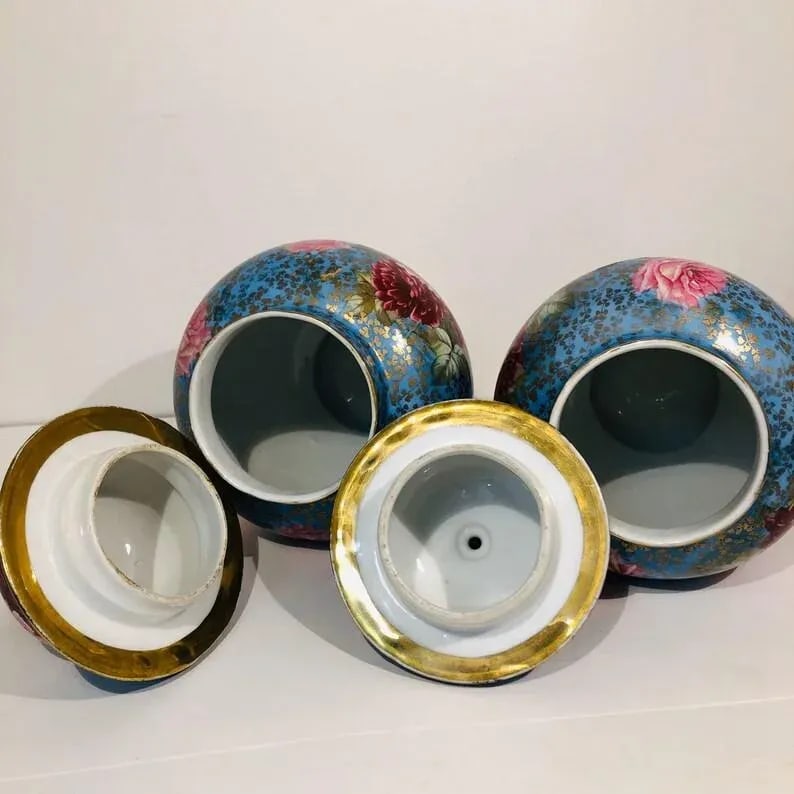 Early 1900s Porcelain Lidded Floral Vases Urns- a Pair - 7