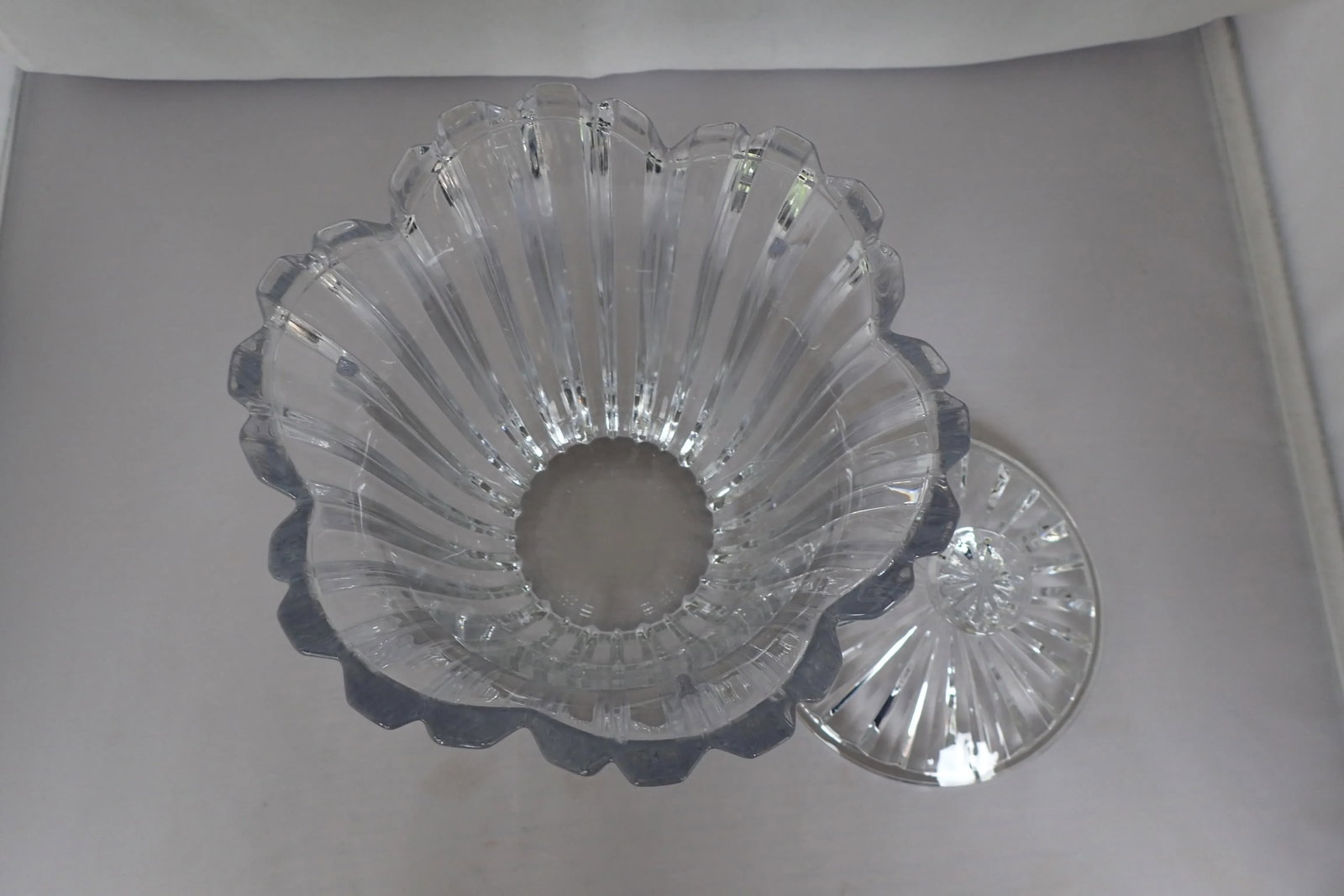Cut Glass Lidded Ice Bucket/Candy Dish /Decorative Bowl - 4