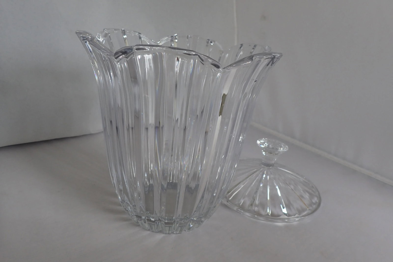 Cut Glass Lidded Ice Bucket/Candy Dish /Decorative Bowl - 5