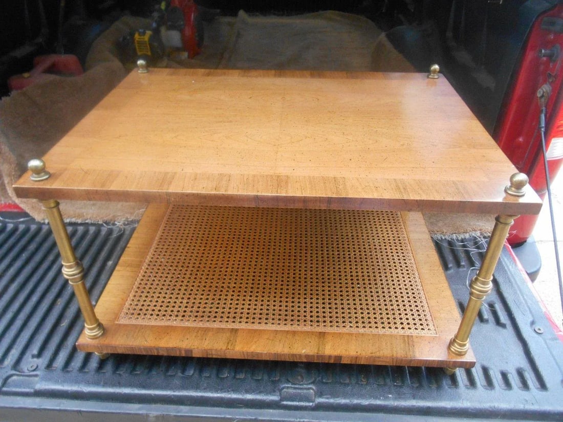 Henredon Mid-Century Modern Birdseye Inlaid Maple Side Table - 4