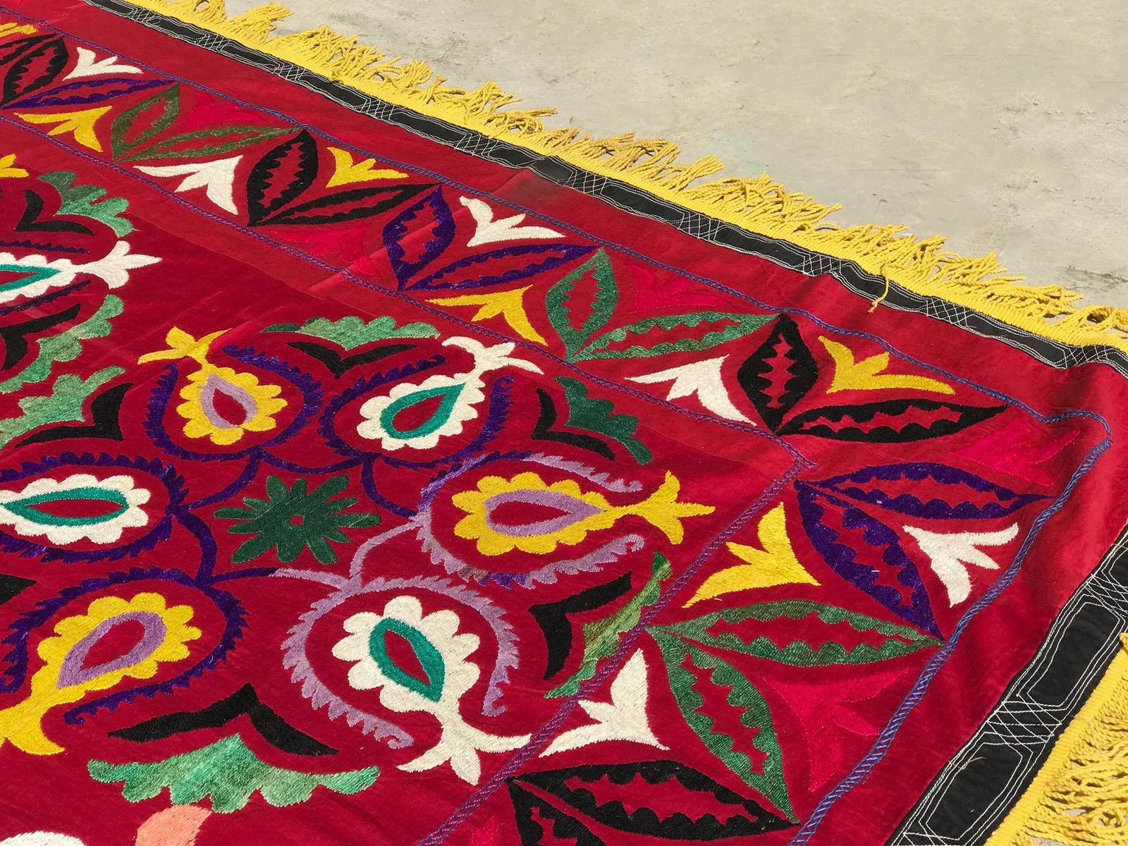 Handmade Red & Yellow Suzani Bedspread - 6