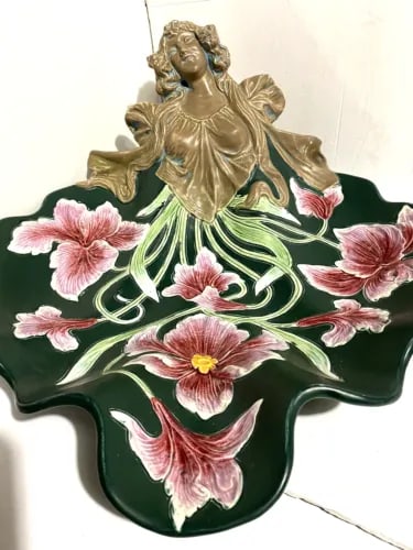 Antique Art Nouveau Majolica Bowl - 2