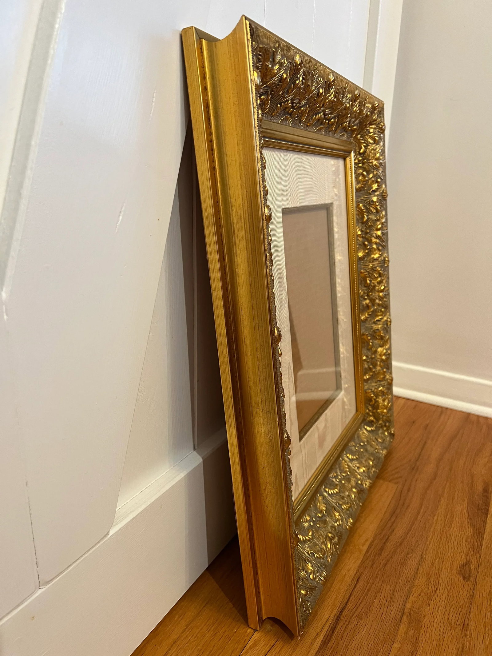 1990s Ornate Wood / Gold Frame - 2