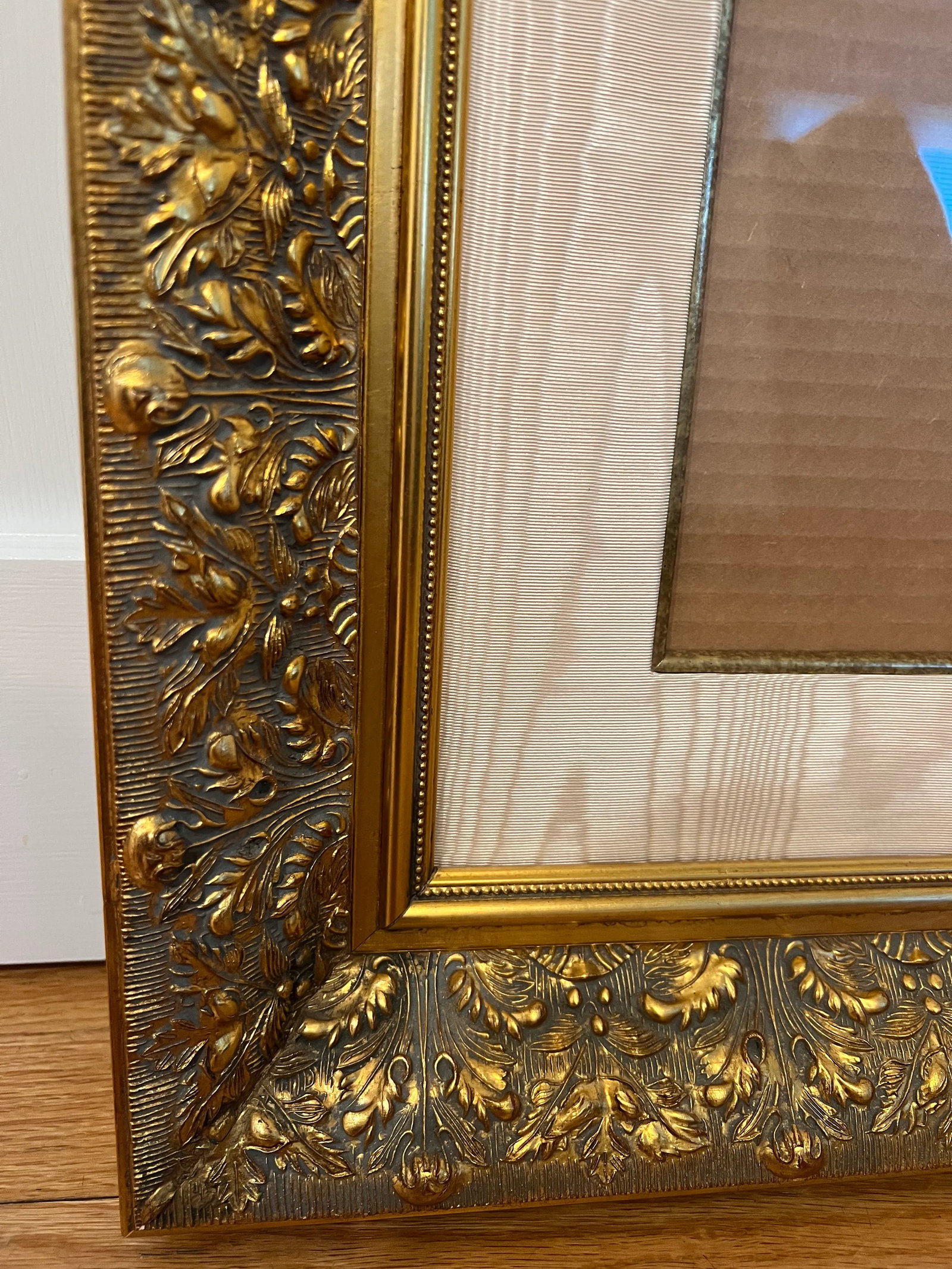 1990s Ornate Wood / Gold Frame - 5