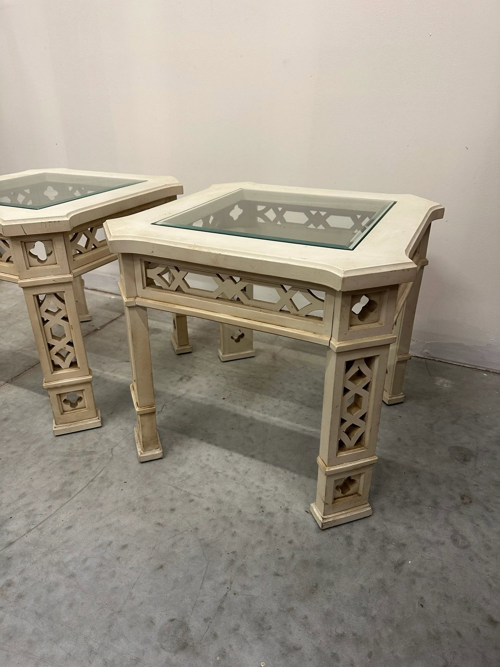 Mid 20th Century Pair of Chinese Chippendale Fretwork Side Tables - 2