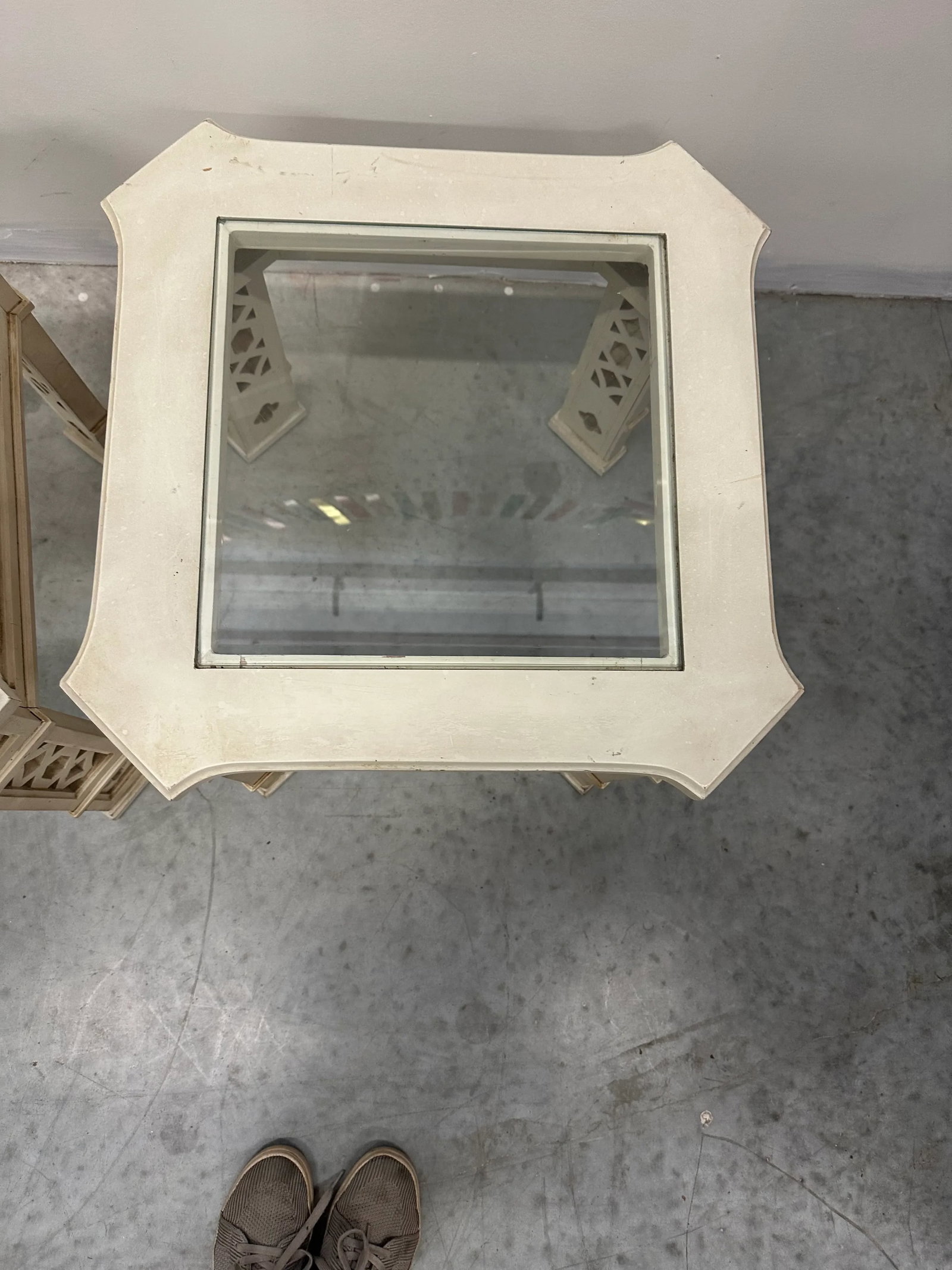 Mid 20th Century Pair of Chinese Chippendale Fretwork Side Tables - 5