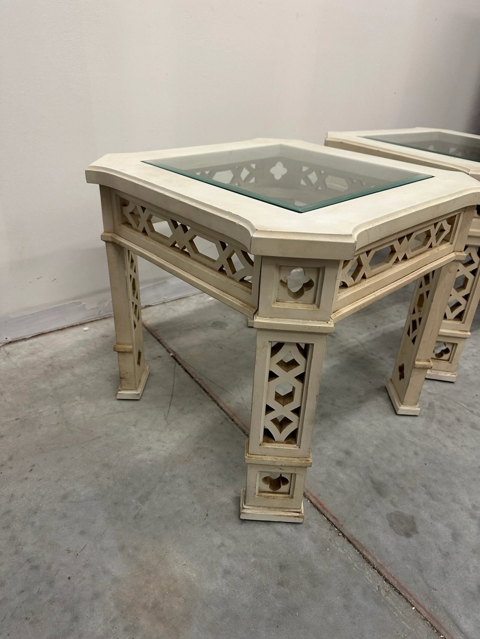 Mid 20th Century Pair of Chinese Chippendale Fretwork Side Tables - 6