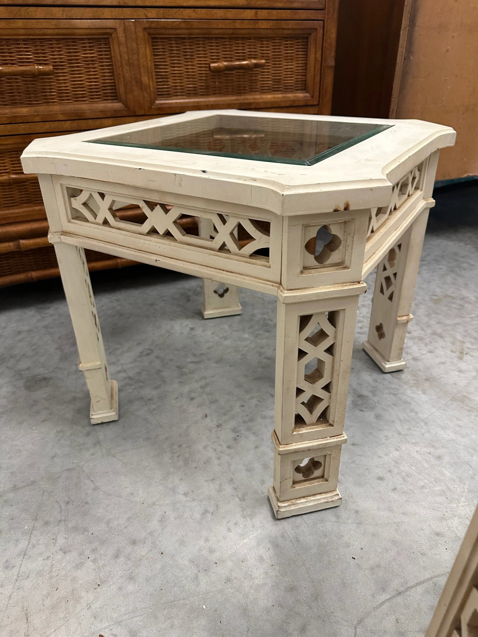 Mid 20th Century Pair of Chinese Chippendale Fretwork Side Tables - 9