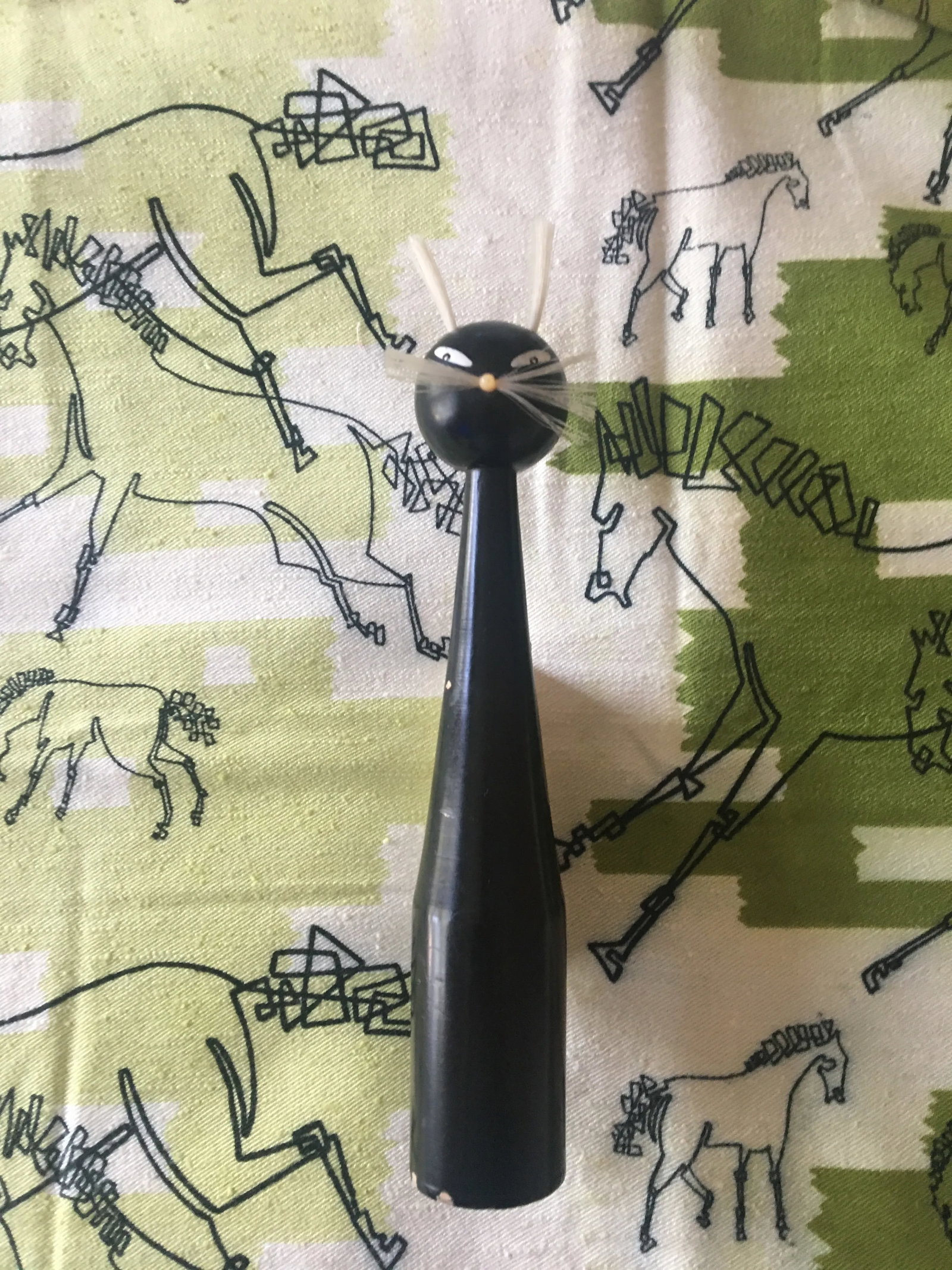 Mid-Century Modern Wooden Black Cat Clothes Brush - 7