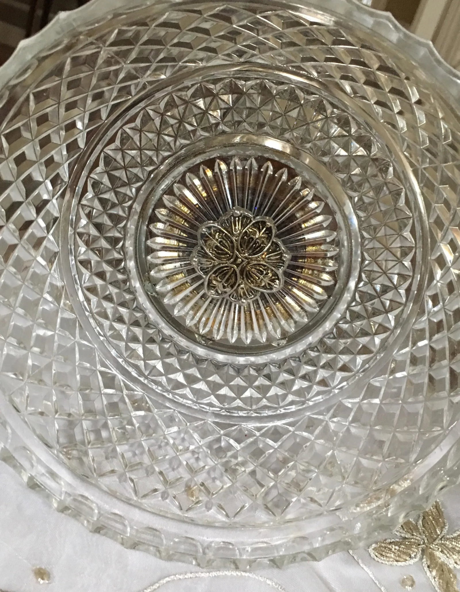 Vintage Footed Glass Serving Centerpiece - 7