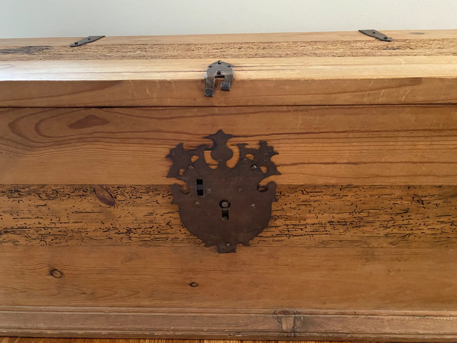 1980s Vintage Wood Chest - 2