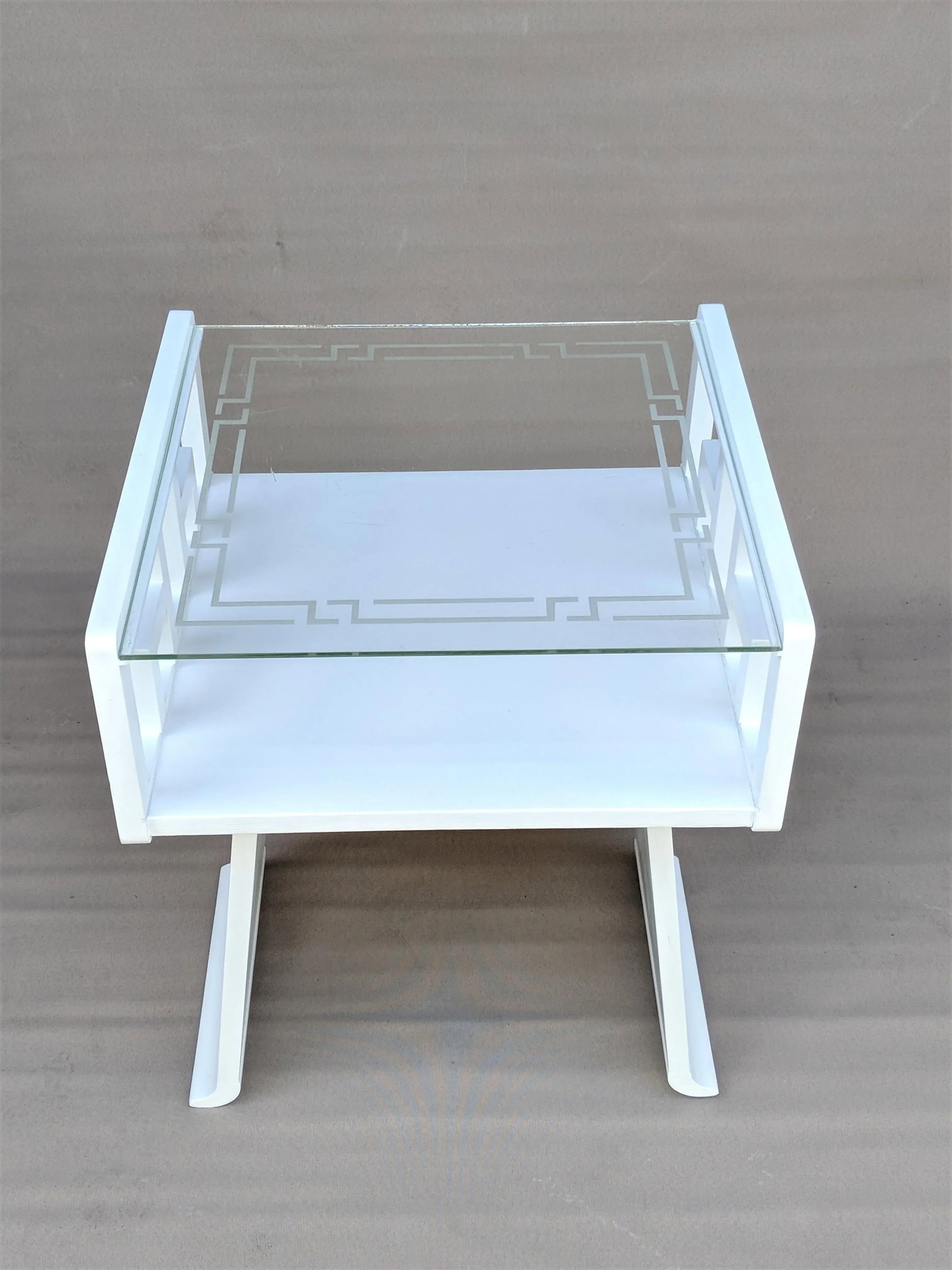 1960s Greek Key White Lacquered Table - 4