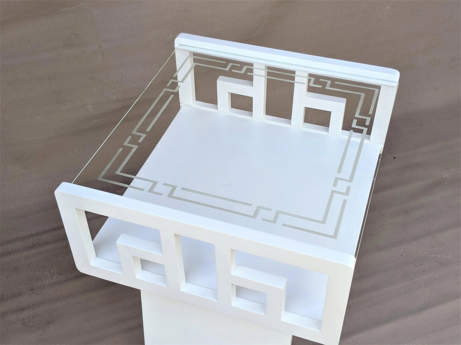 1960s Greek Key White Lacquered Table - 8