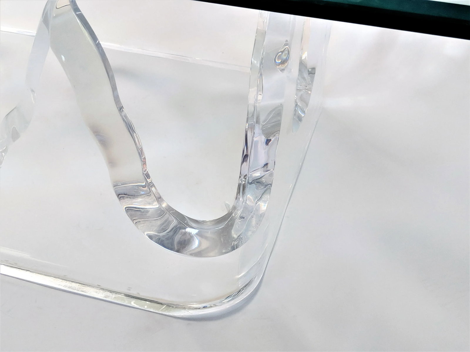 Lion in Frost Style Lucite Iceberg Coffee 2-Piece Table Base - 7
