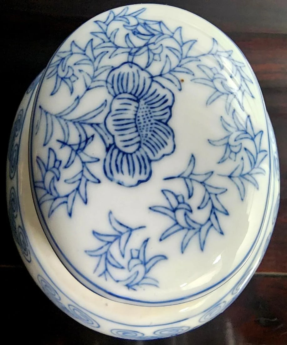 Beautiful Vintage Chinese Fine Ceramic Glazed Lidded Floral Jar - 4