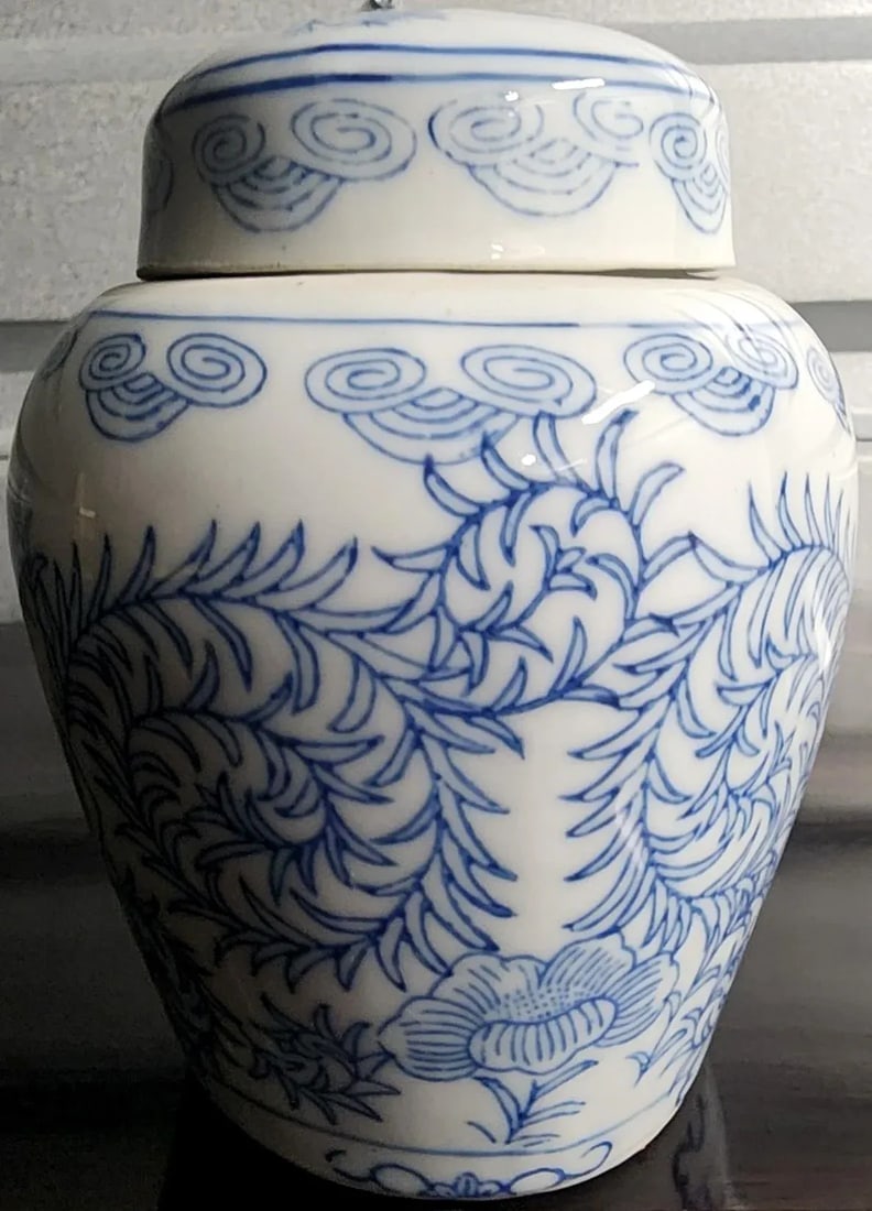 Beautiful Vintage Chinese Fine Ceramic Glazed Lidded Floral Jar - 7