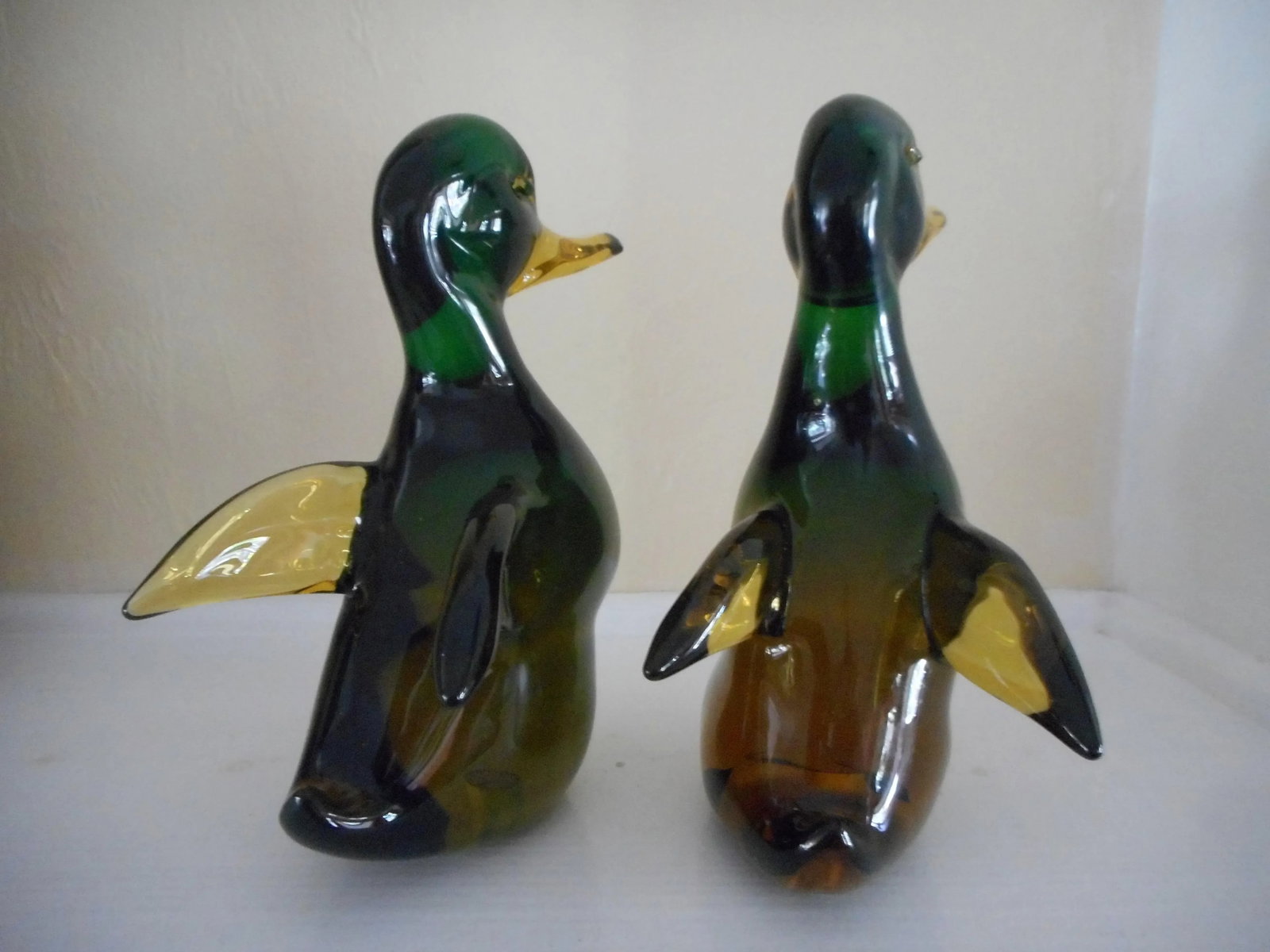 1990s British Colonial Murano Sommerso Green Glass Ducks - a Pair - 3