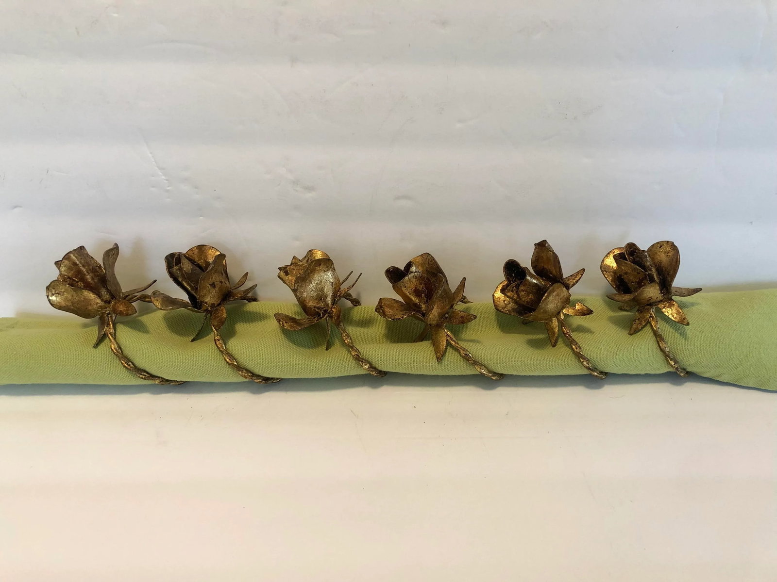 Vintage Italian Tole Rose Napkin Rings - Set of 6 - 4