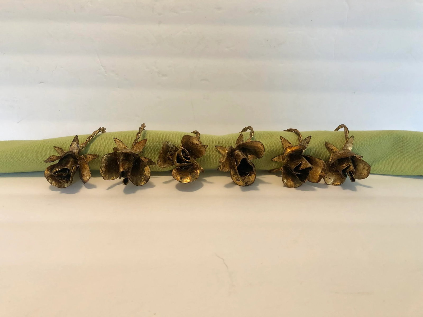 Vintage Italian Tole Rose Napkin Rings - Set of 6 - 8