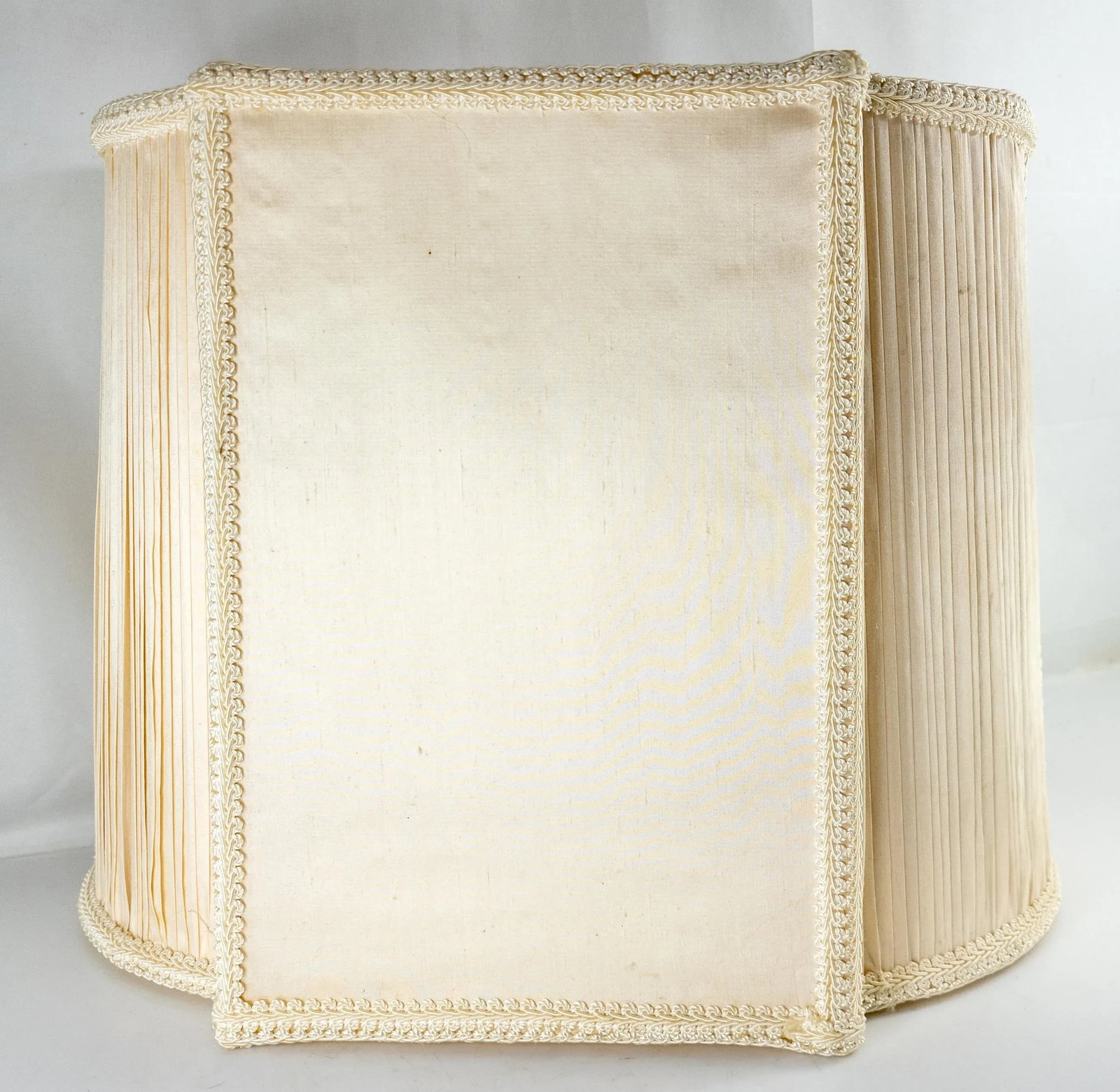 20th Century Decorative Fancy White Cream Colored Lamp Shade - 2