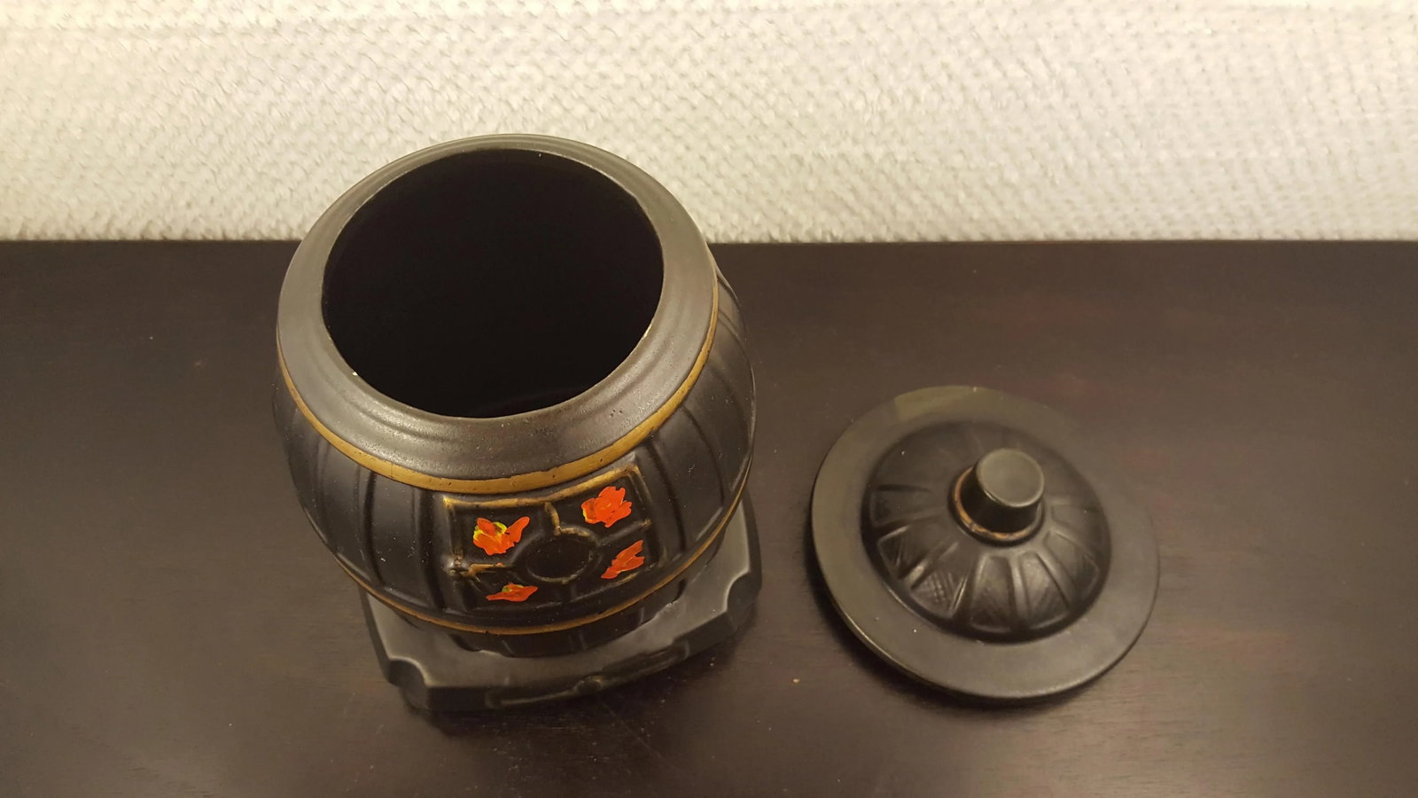 1950s McCoy Pottery Pot Belly Stove Cookie Jar - 4