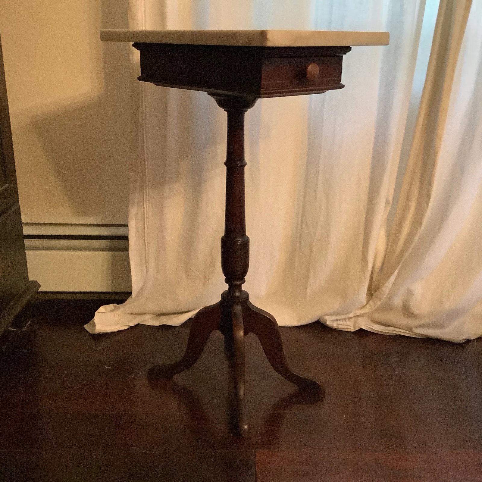 19th Century Victorian Marble Top Stand With Drawer - 10