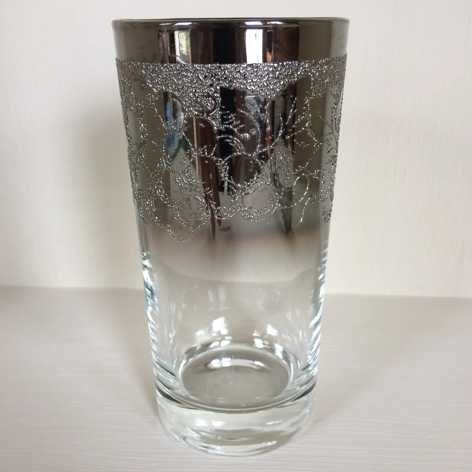 Dorothy Thorpe Style Grape Pattern Silver Fade Ice Bucket WithTongs and Six 12 Oz. Tumblers - Set of - 8